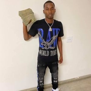 Meet your Posher, Devon